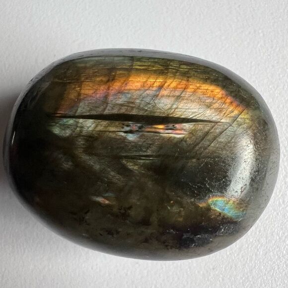 Labradorite Crystal Round Palmstone (5) - Picture 3 of 9